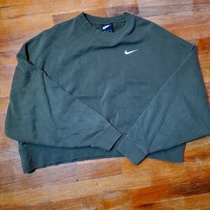 Nike Phoenix fleece olive green